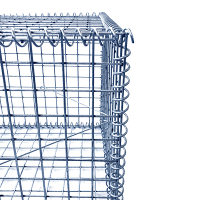 Cage gabion montée avec panneaux, spirales et entretoises